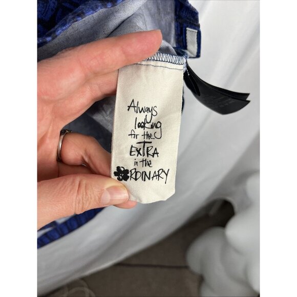 Ted Baker London Size 5 (XL) Men's Patterned Electric Blue & Black Shirt - Picture 6 of 11